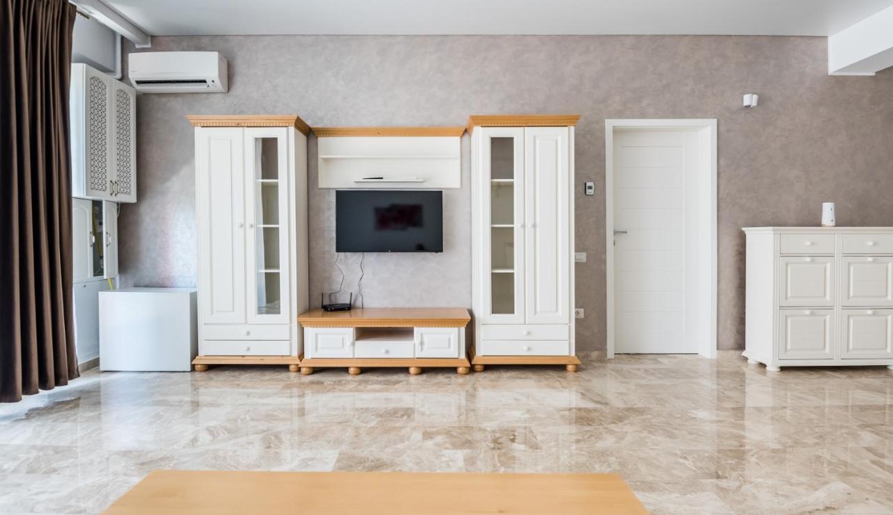 Sns Apartament In Vila Sophia Mamaia Kültér fotó
