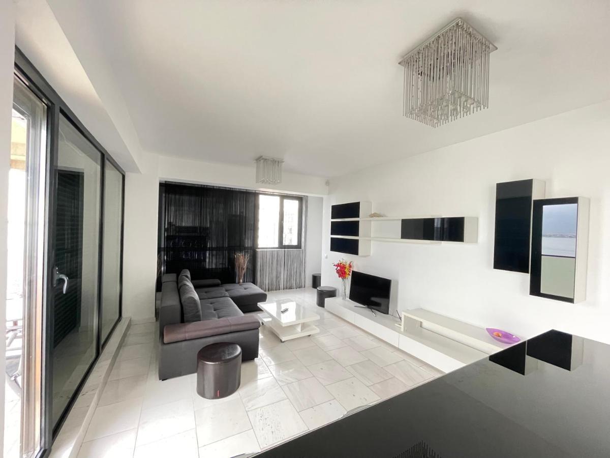 Sns Apartament In Vila Sophia Mamaia Kültér fotó