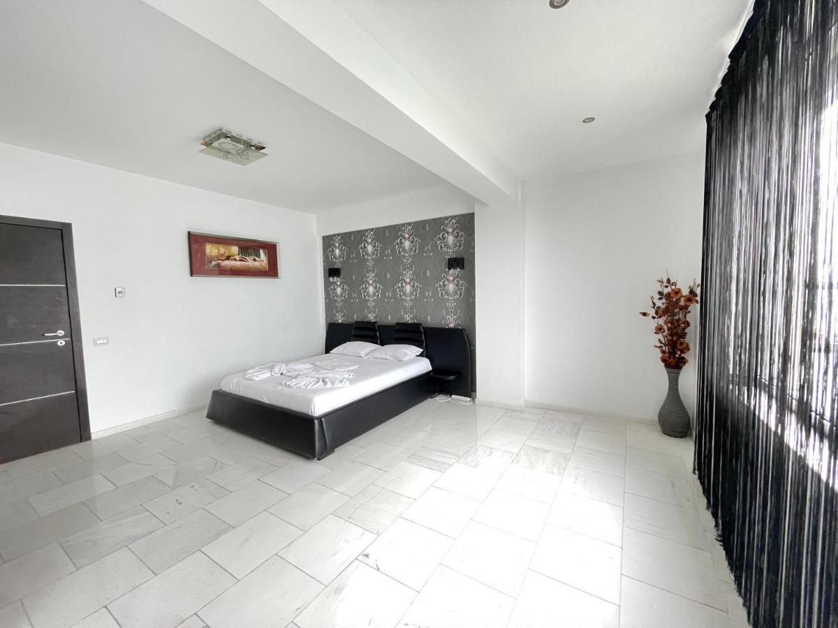 Sns Apartament In Vila Sophia Mamaia Kültér fotó