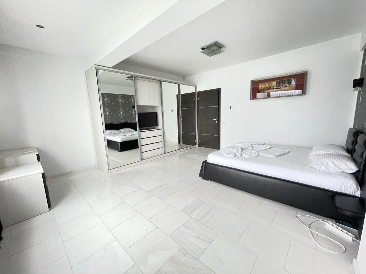 Sns Apartament In Vila Sophia Mamaia Kültér fotó