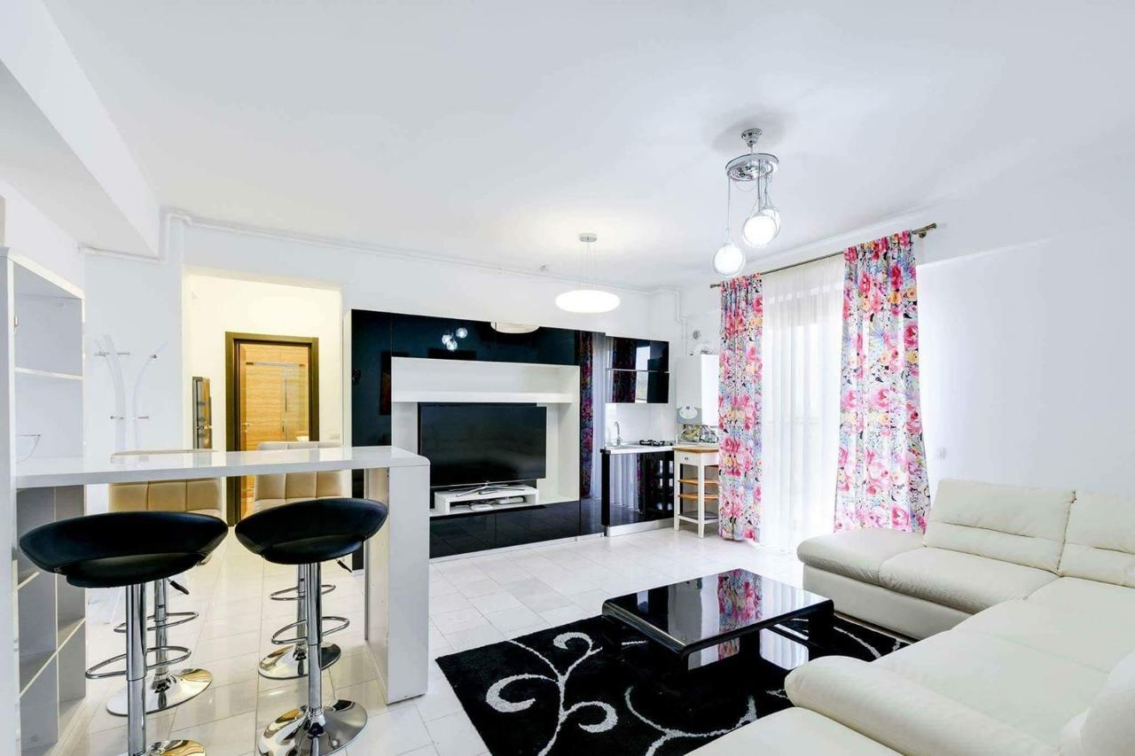 Sns Apartament In Vila Sophia Mamaia Kültér fotó