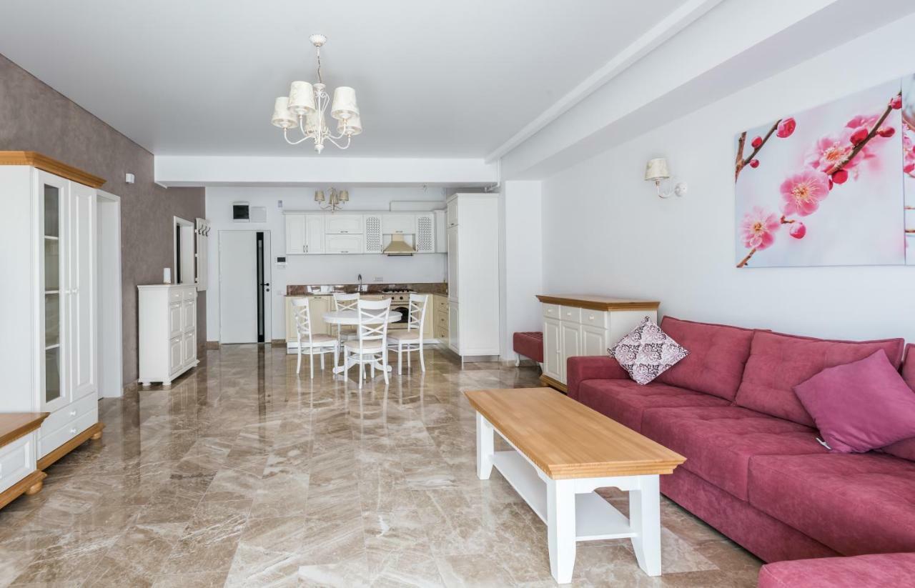 Sns Apartament In Vila Sophia Mamaia Kültér fotó